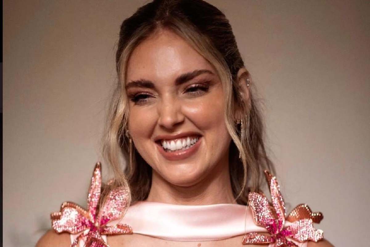 Perché Chiara ferragni lascia lo smartphone