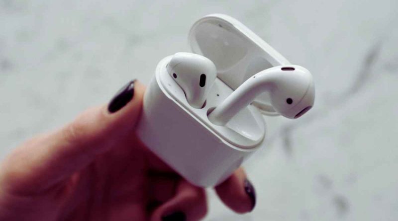 I tuoi Airpods hanno un tasto nascosto