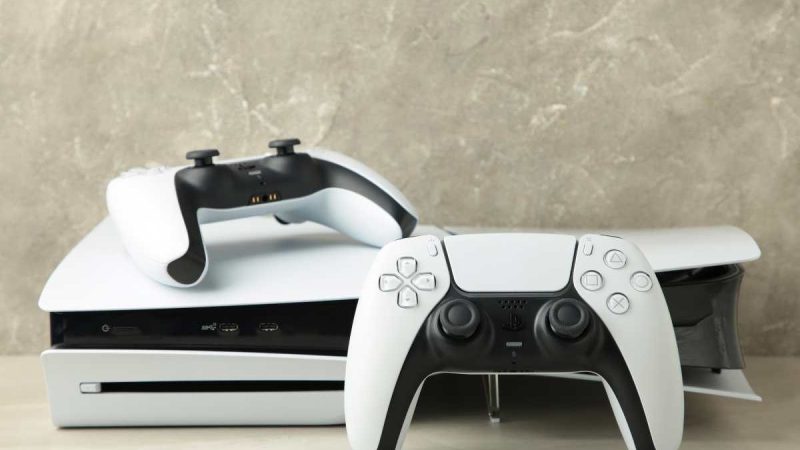 PS5 PRO, duro colpo per i fan: non sembra più neanche una console