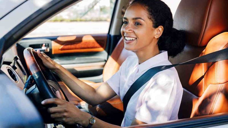 Addio alla patente di guida, arriva la scoperta che rivoluziona il mondo: perché non sarai più al volante di un’auto